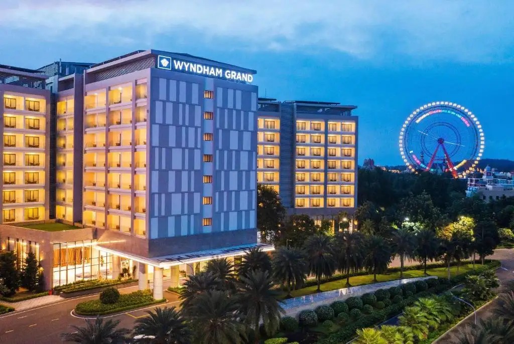 WYNDHAM GRAND PHU QUOC (EX. VINOASIS PHU QUOC RESORT)