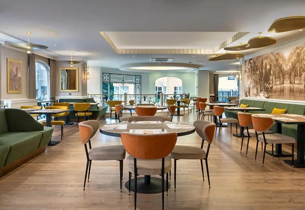 OCCIDENTAL TAKSIM HOTEL (EX. LARES PARK HOTEL TAKSIM)