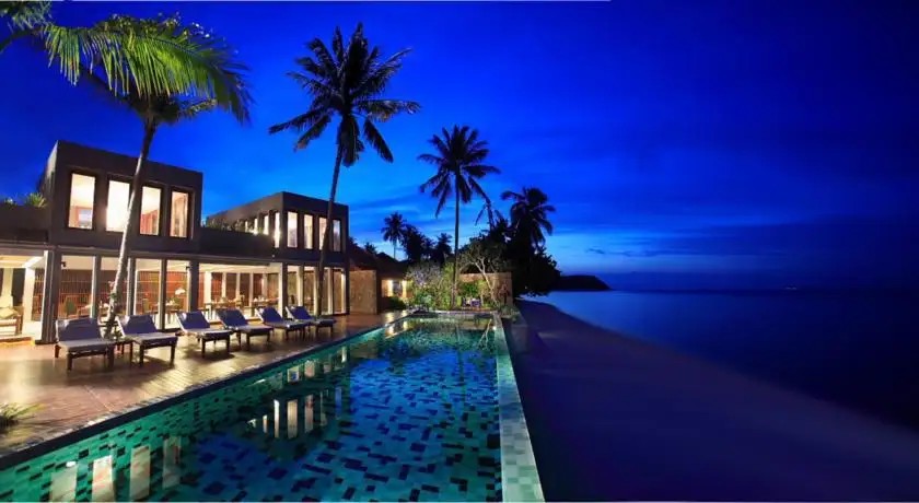 PRANA BEACH VILLAS