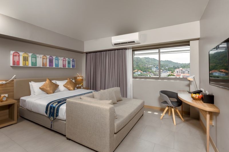 premier corner mountain view