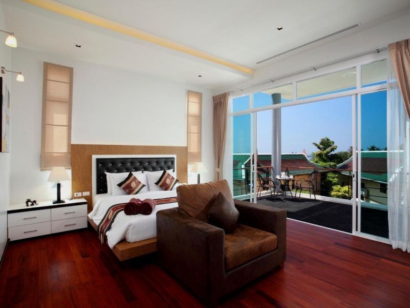 4 bedroom modern style private pool villa