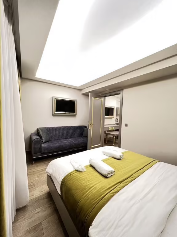 TAKSIM LA MARINO HOTEL