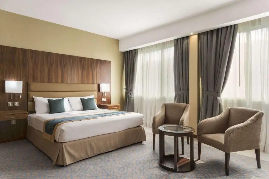 HOWARD JOHNSON HOTEL ABU DHABI