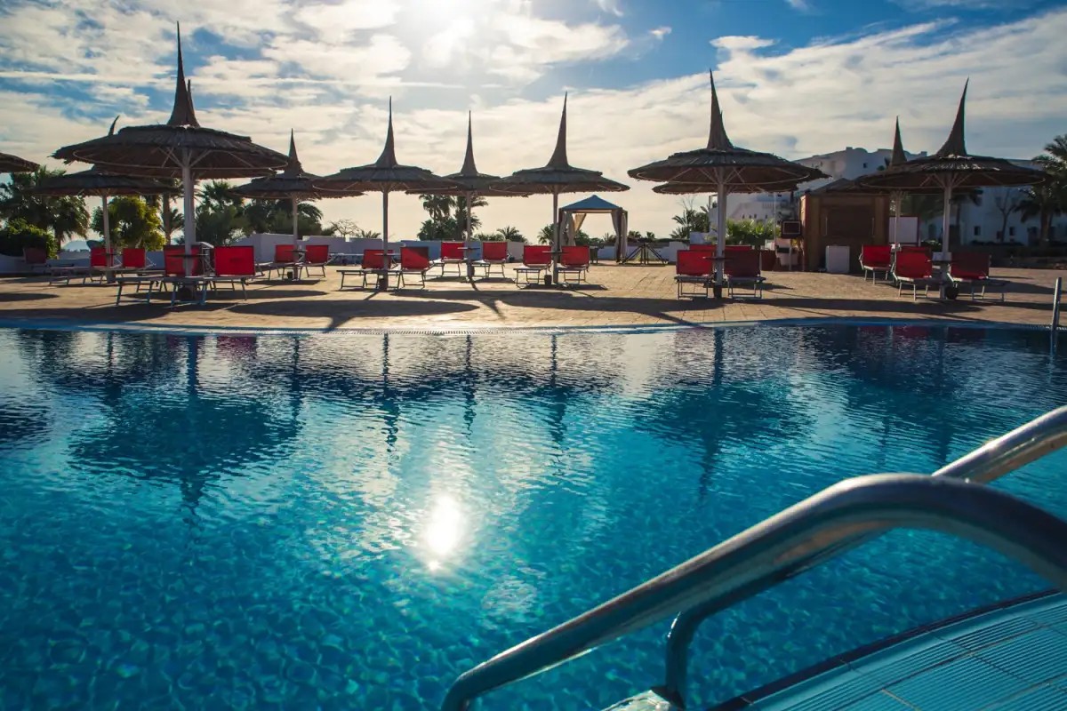 DOMINA CORAL BAY HAREM JUNIOR SUITE