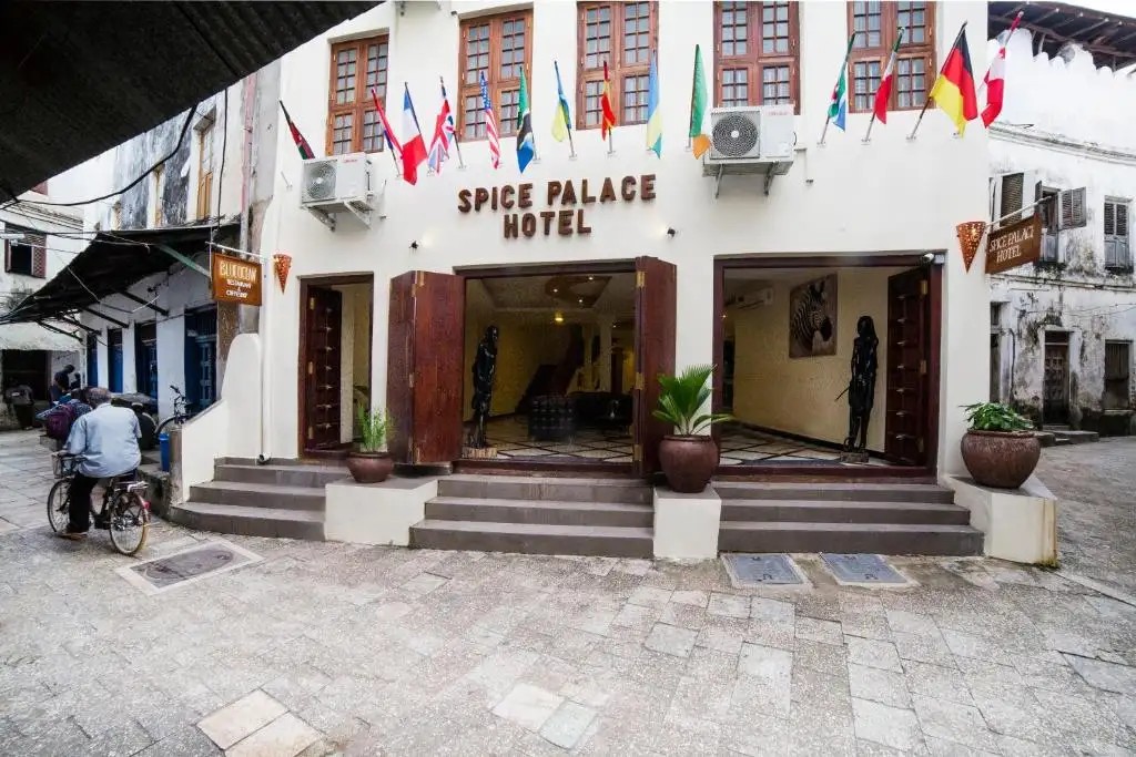SPICE PALACE
