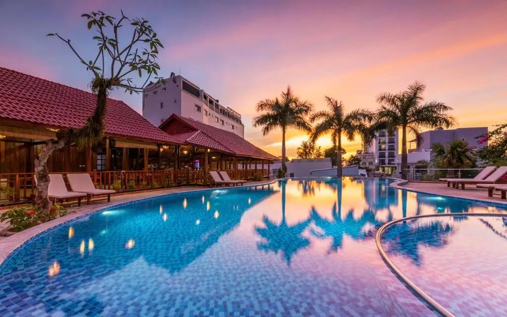 SUN COSY CENTRAL RESORT (EX. LA VITA RESORT PHU QUOC