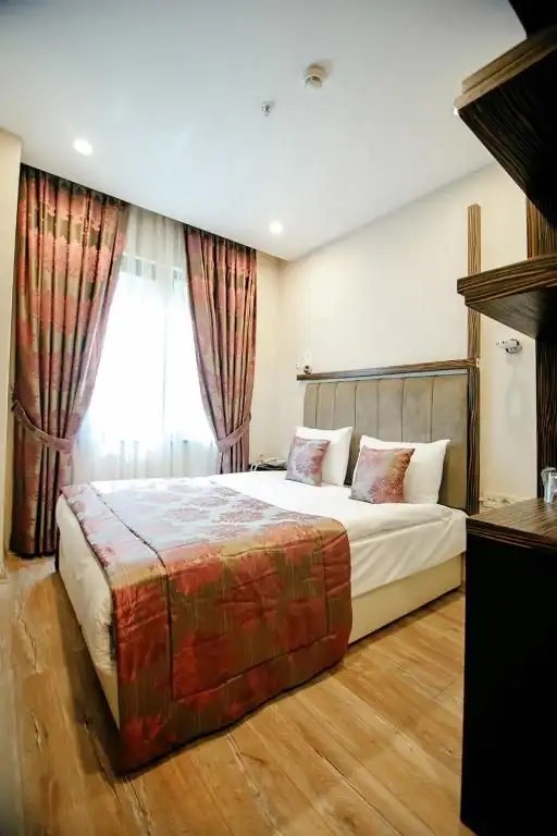 ACTUEL LIFE HOTEL