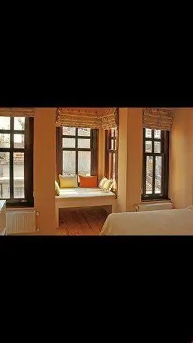 NO 34 HOTEL