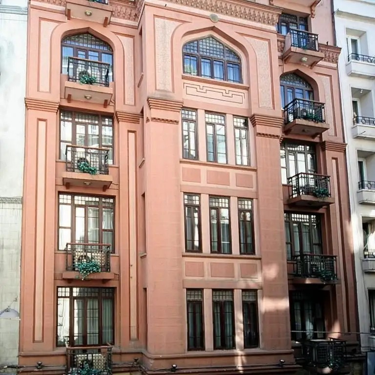 VARDAR PALACE