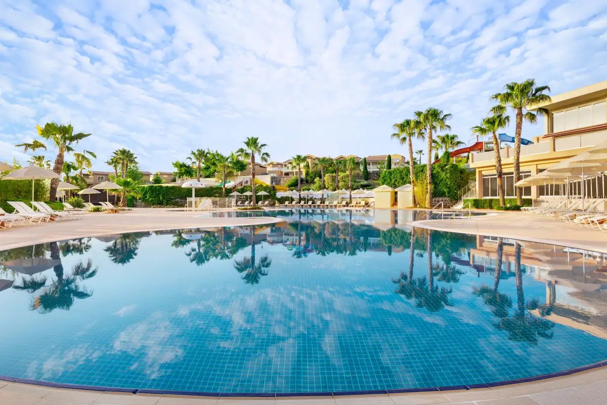 UNIQUE RESIDENCE HOTEL GOLF & SPA (EX. WYNDHAM RESIDENCES KUSADASI GOLF & SPA)