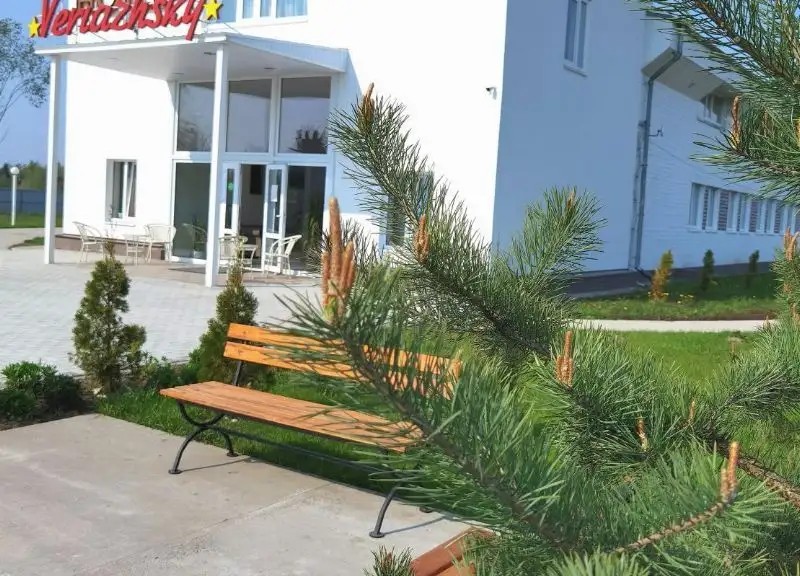 ВЕРЯЖСКИЙ