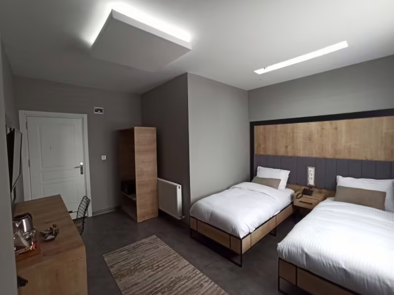 SKYLON AIRPORT HOTEL