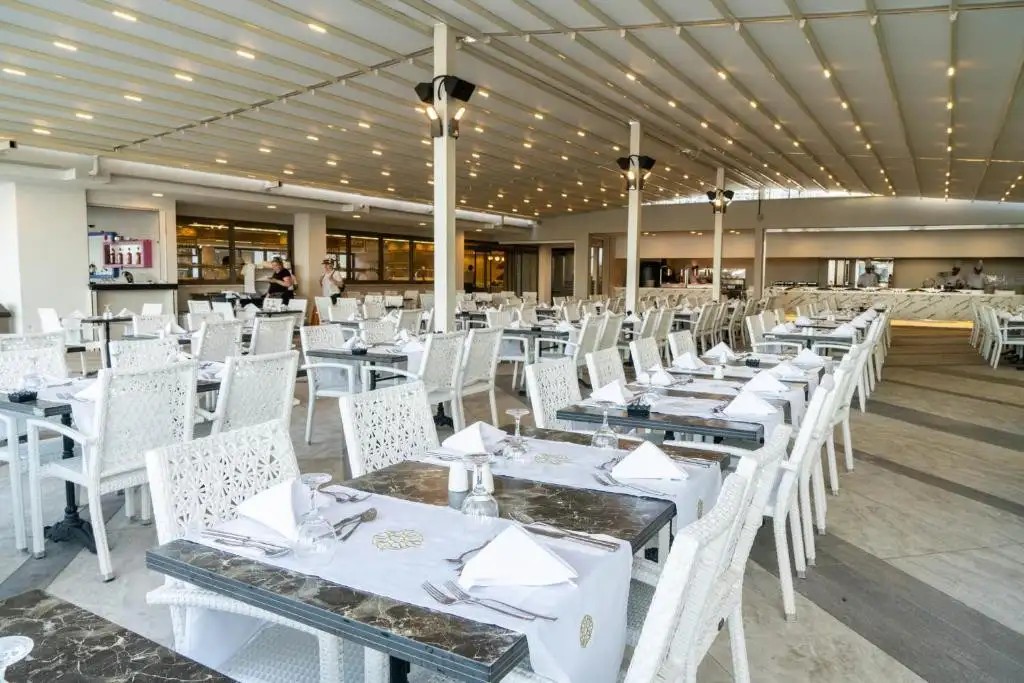 EMRE HOTEL & BEACH
