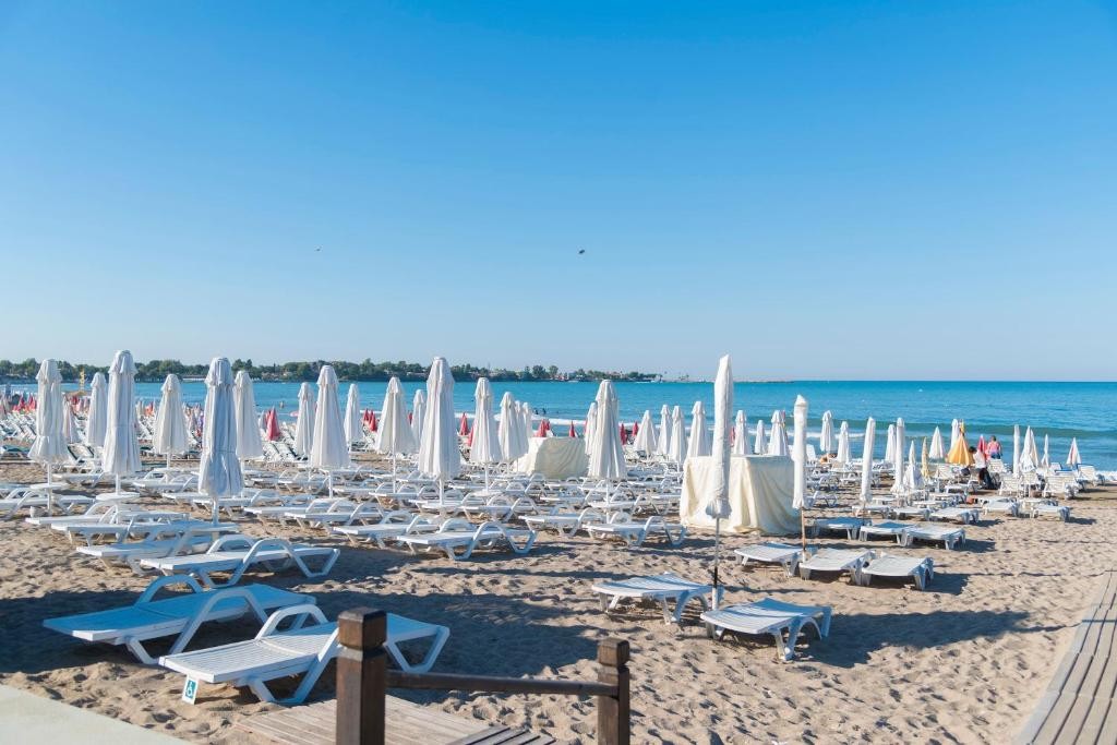 TUI BLUE BARUT ANDIZ ADULTS ONLY 16+