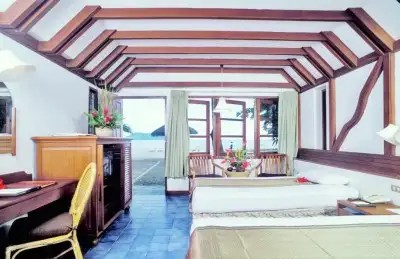 THAVORN BEACH BUNGALOW