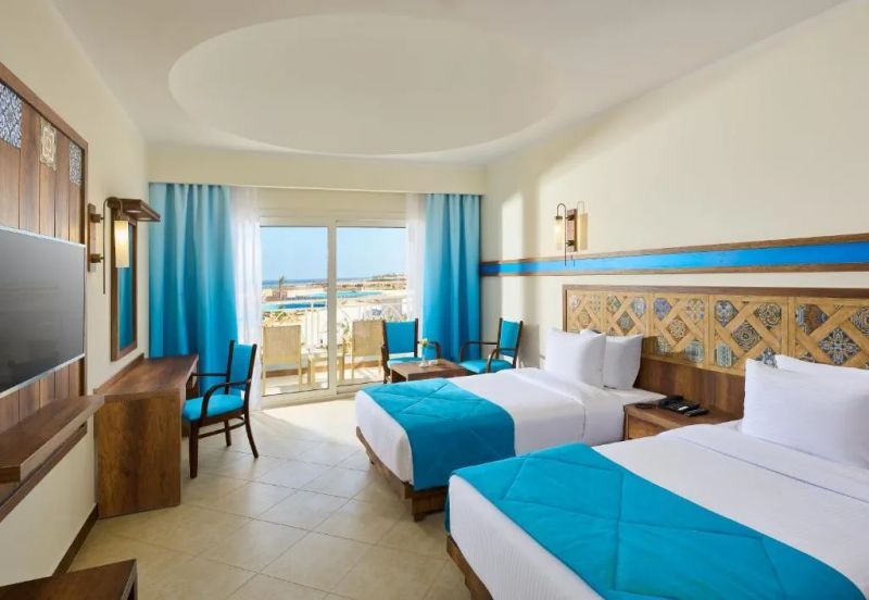 deluxe partial sea view
