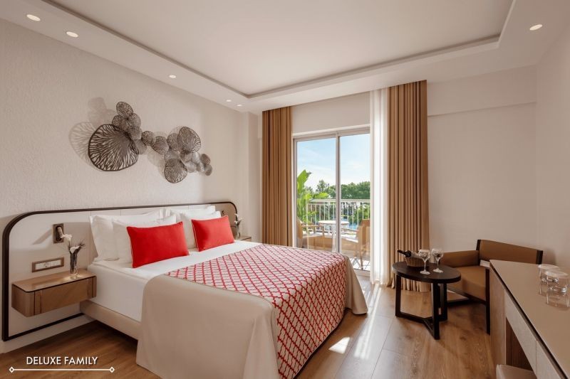 deluxe family sea view