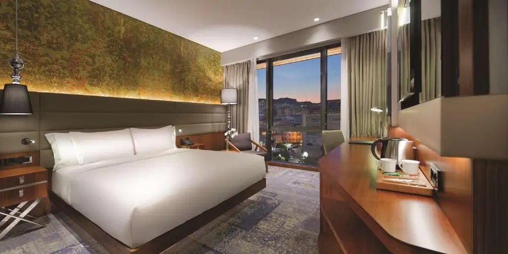 DOUBLETREE BY HILTON HOTEL ISTANBUL PIYALEPASA
