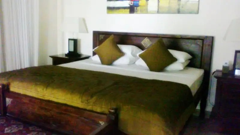 BALI COURT HOTEL & APARTMENTS