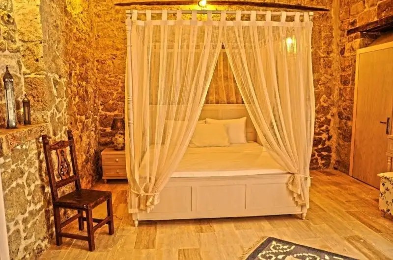 ALIKO HOTEL