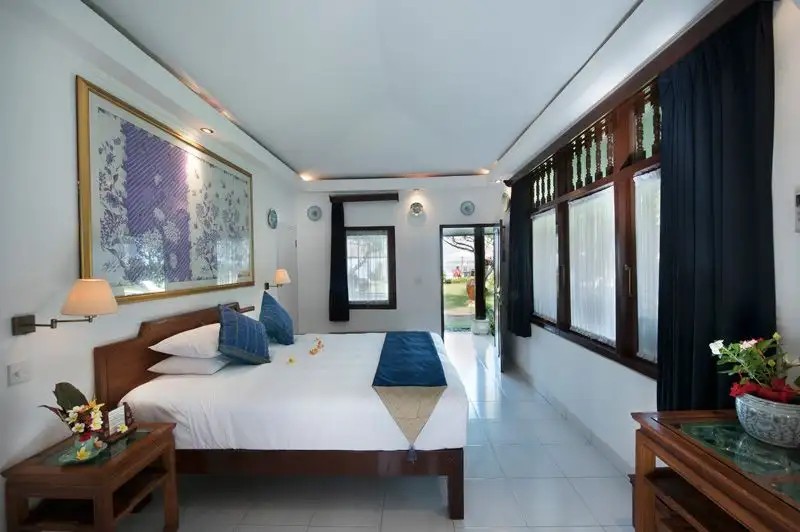 LOTUS BUNGALOWS