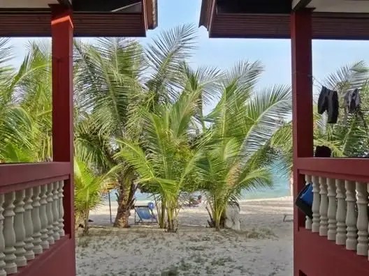 PARADISE LAMAI BUNGALOW
