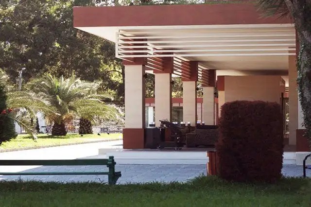 OASIS KOBULETI