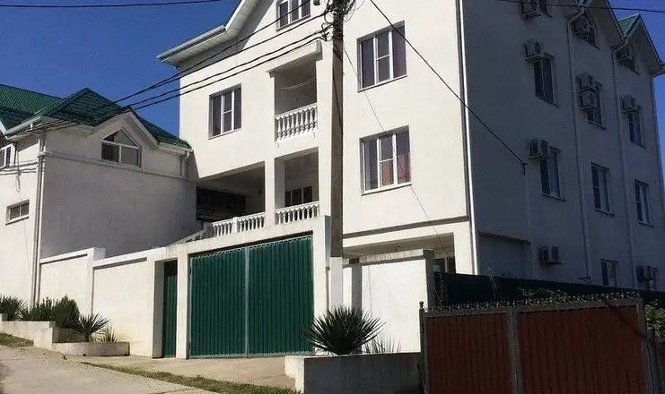 БЕЛЫЕ РОСЫ ВАРДАНЕ