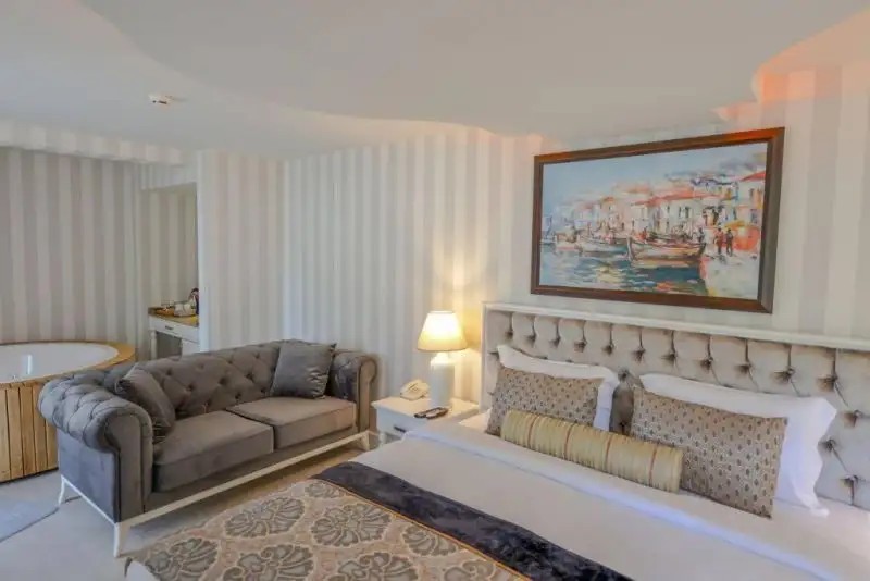 SALONIKA SUITES