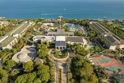 DOBEDAN WORLD PALACE (EX. ALVA DONNA WORLD PALACE)