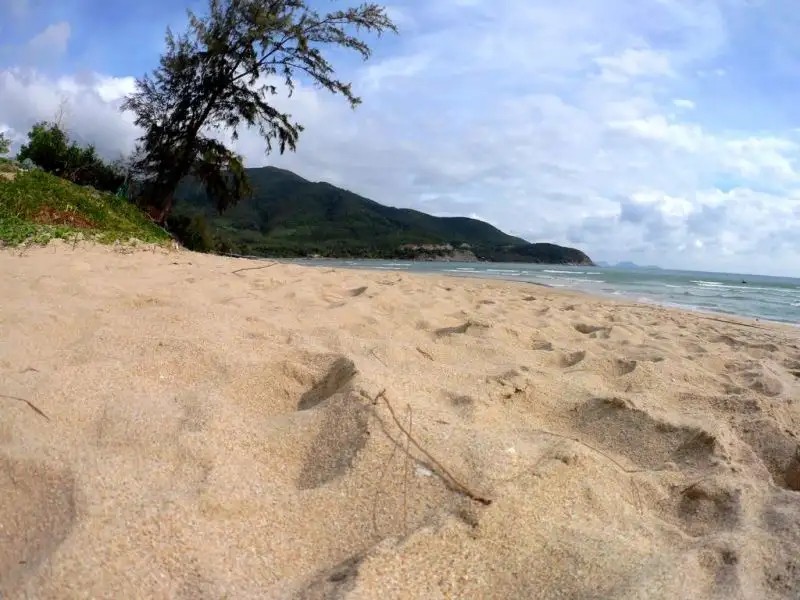 WHITE SAND CAM RANH