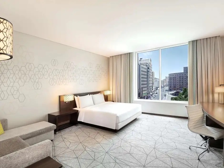 HYATT PLACE BANIYAS SQUARE