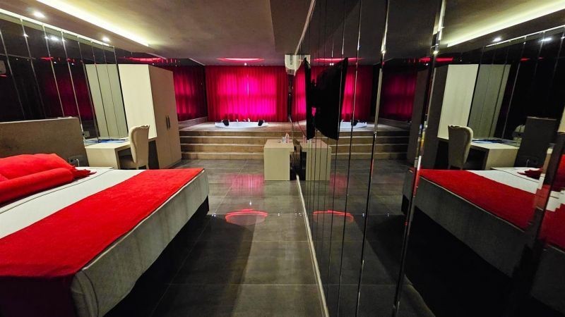 standard with jacuzzi
