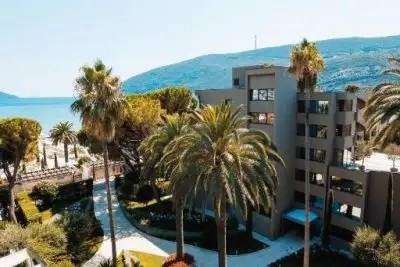 PALMON BAY HOTEL & SPA