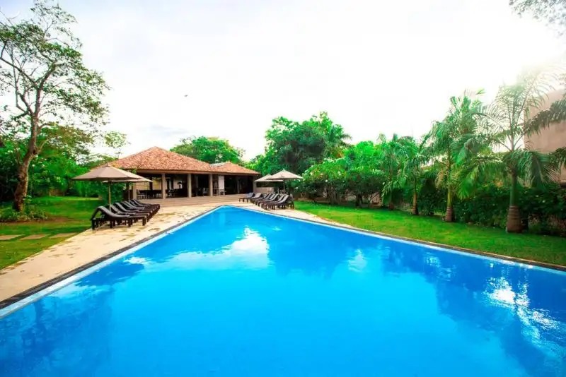 PALM PARADISE VILLAS