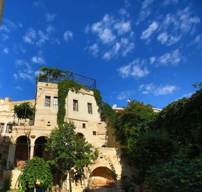 SELCUKLU EVI CAVE