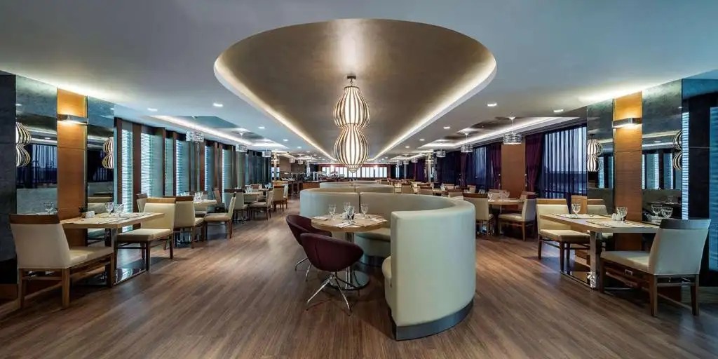 DOUBLETREE BY HILTON ISTANBUL TOPKAPI