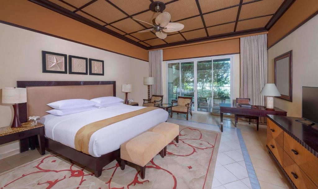 DESERT ISLAND RESORT & SPA BY ANANTARA