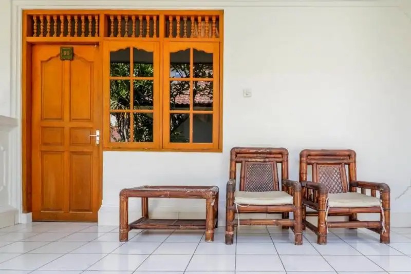 OYO 1741 KOMALA INDAH COTTAGES