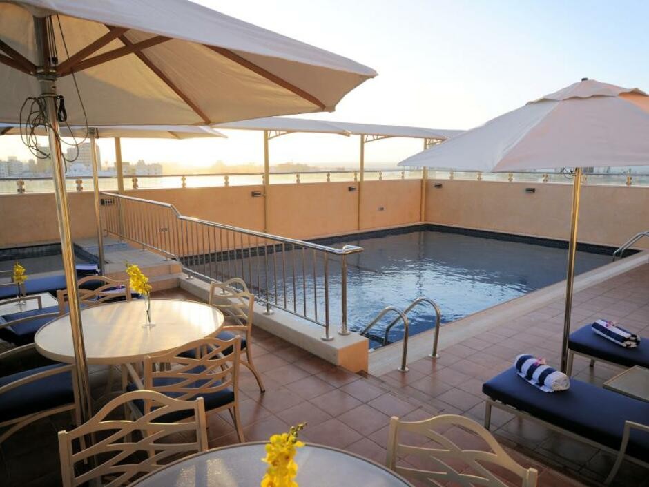 AL HAMRA HOTEL