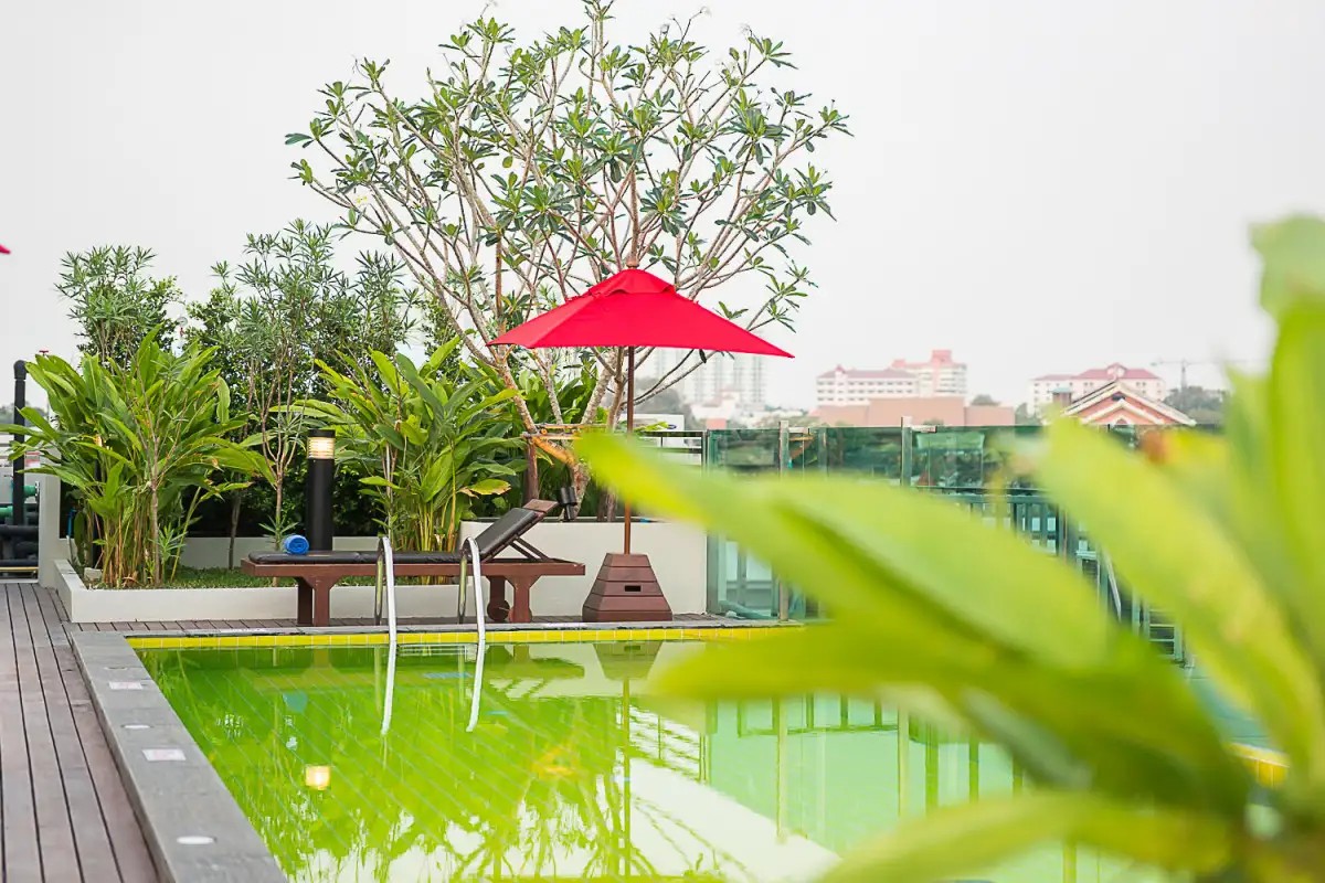 SUNSHINE HIP HOTEL