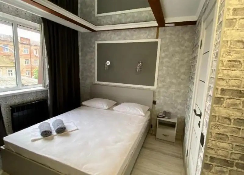 RESIDENT LOFT HOTEL (РЕЗИДЕНТ ЛОФТ)