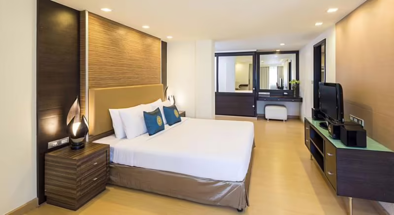 ASPEN SUITES