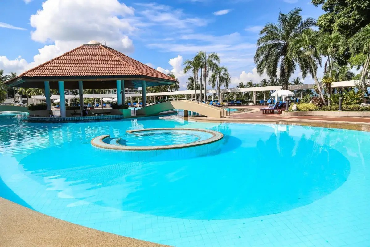 AMBASSADOR CITY JOMTIEN OCEAN WING
