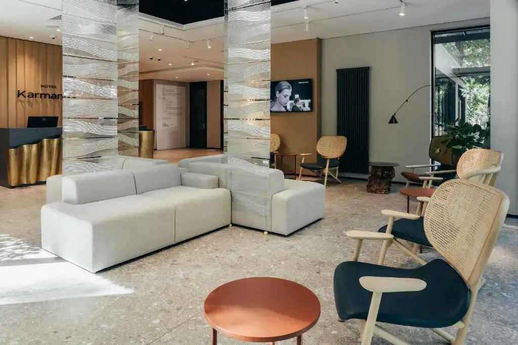 KARMANNS HOTEL - YANTAR HALL