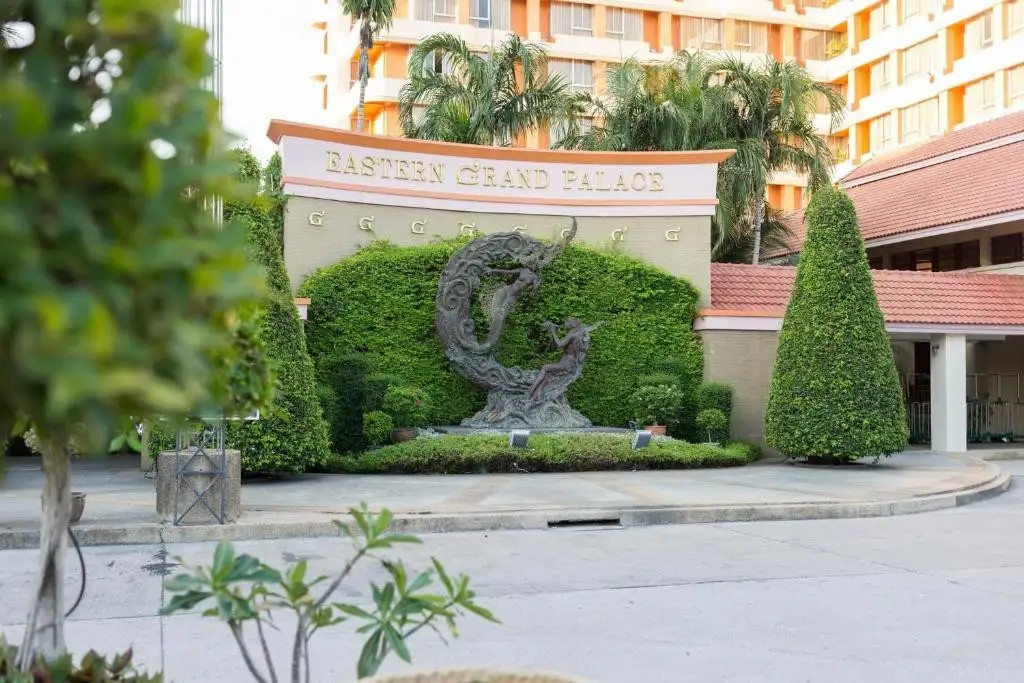 EASTERN GRAND PALACE