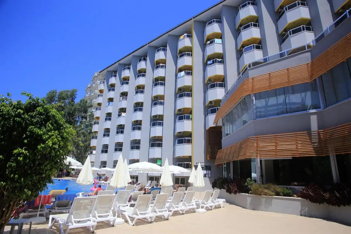 SIMPLY FINE HOTEL ALIZE