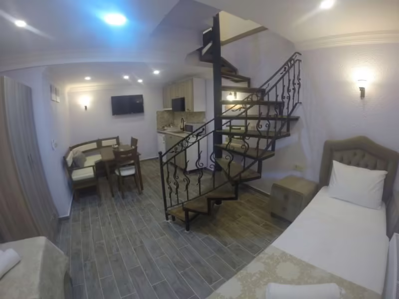 HARBOUR SUITES OLD CITY