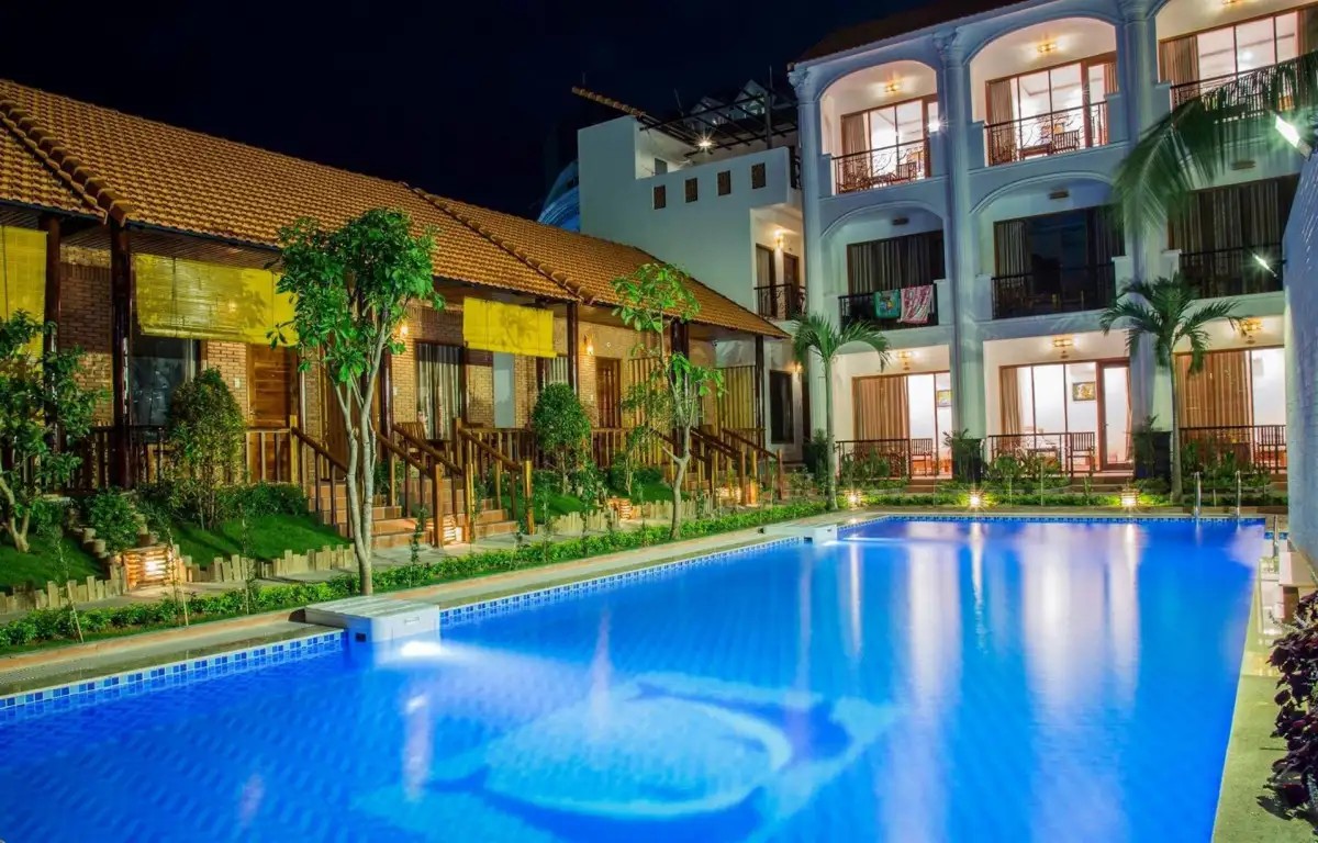 BLUE OCEAN HOTEL