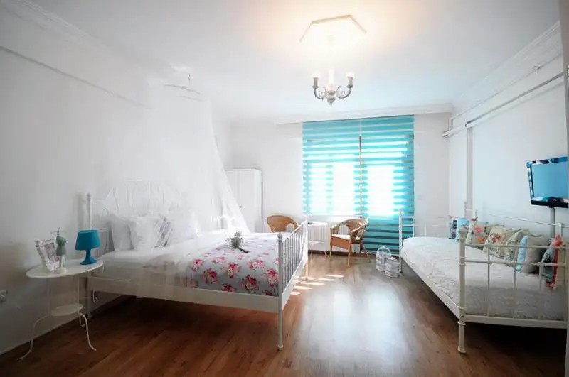 AZAD HOMES SUITE DREAMS ISTANBUL